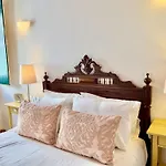 펜션 Casa Do Patio By Junto Ao Mar *