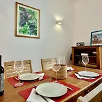 Casa Do Patio By Junto Ao Mar
