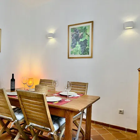 Vakantiehuis Casa Do Patio By Junto Ao Mar *