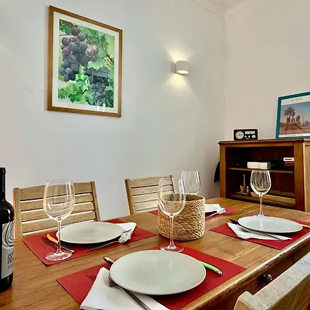 Casa Do Patio By Junto Ao Mar