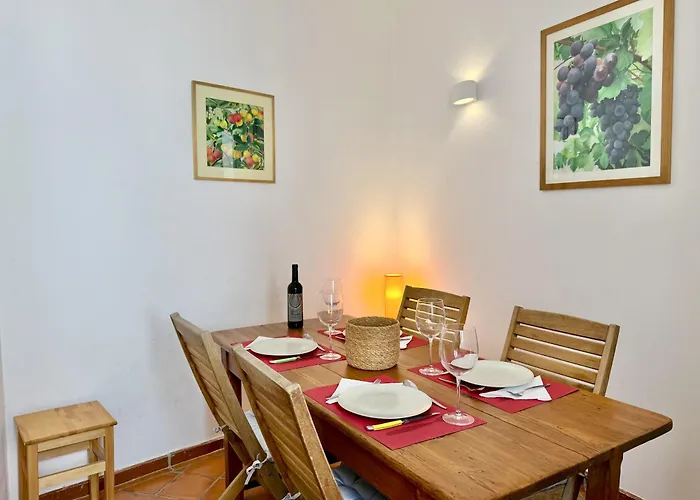 Casa Do Patio By Junto Ao Mar